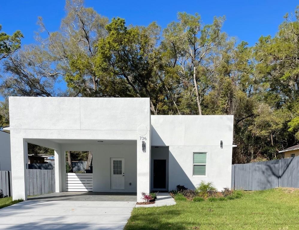 736 S Stone St., Deland, FL 32720