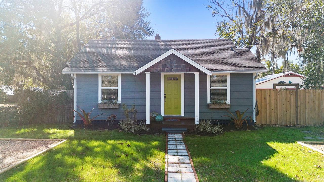 534 W Pennsylvania Ave., Deland, FL 32720