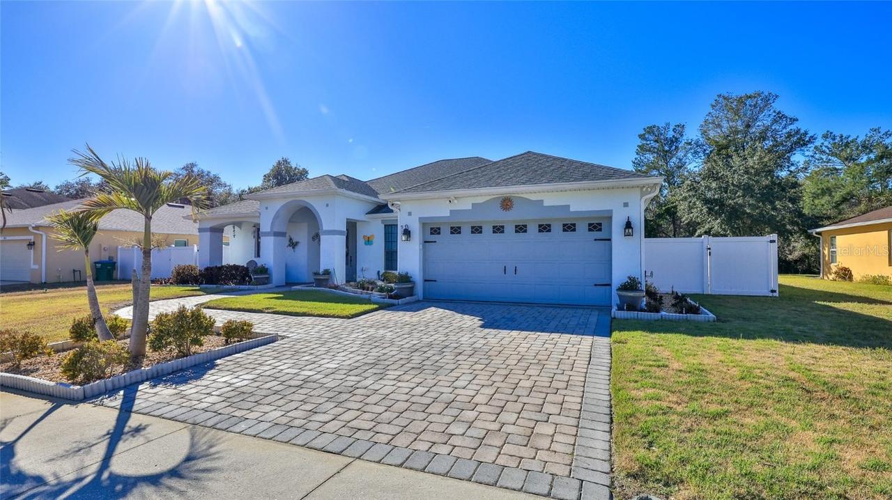 911 Fallbrooke Ave., Deltona, FL 32725