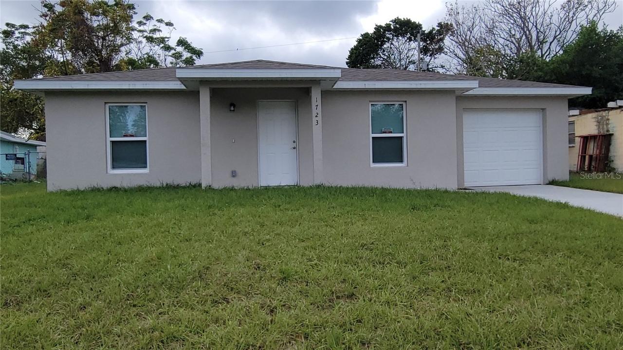 1723 Tallahassee Dr., Daytona Beach, FL 32117