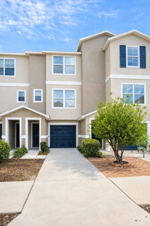 4407 Tuscan Loon Dr., Tampa, FL 33619