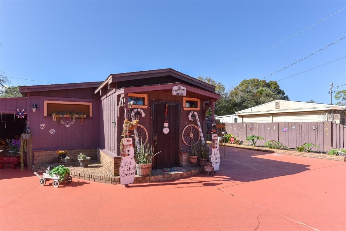 1534 Center Ave., Daytona Beach, FL 32117