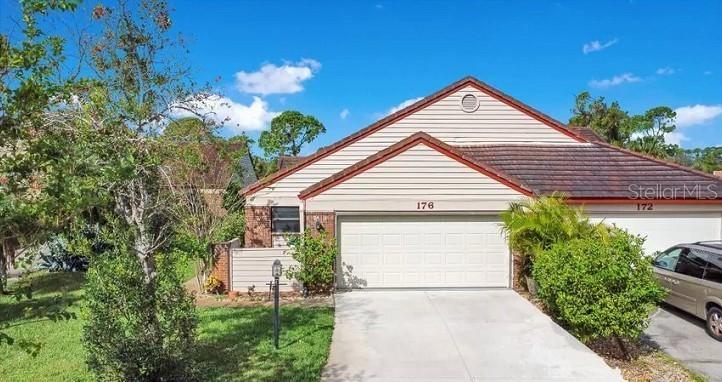 176 Palm Sparrow Ct., Daytona Beach, FL 32119