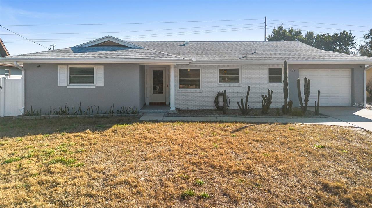 720 Amhurst Dr., Orange City, FL 32763