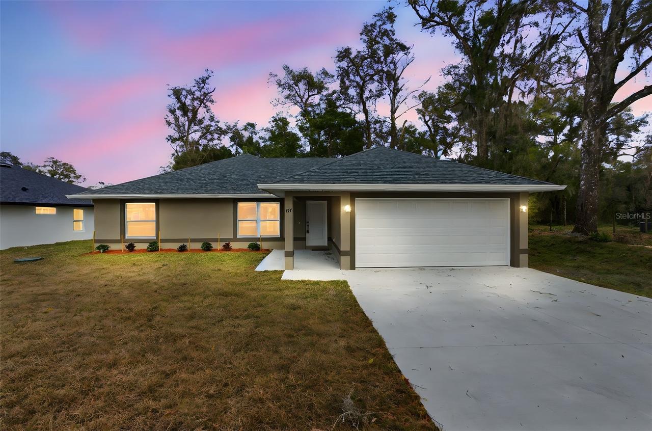 415 Ivy Ave., Deland, FL 32724