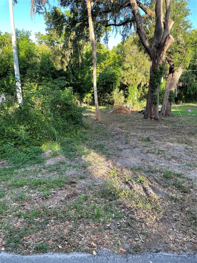 5320 Park Ave., De Leon Springs, FL 32130