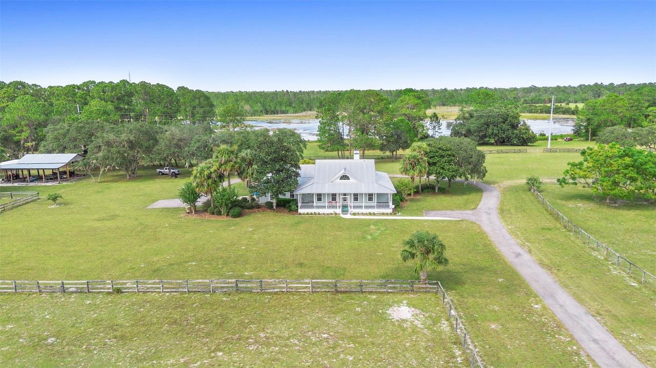 42554 Maggie Jones Rd., Paisley, FL 32767
