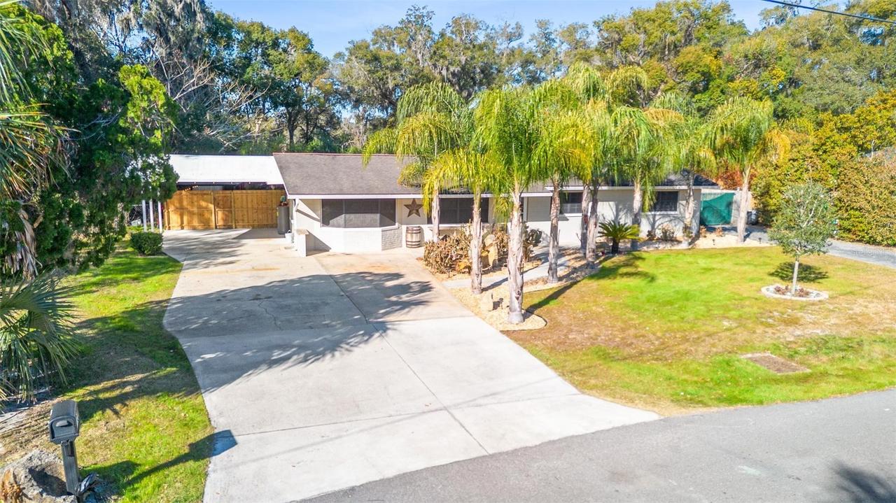 718 Gracie Ct., Deland, FL 32720