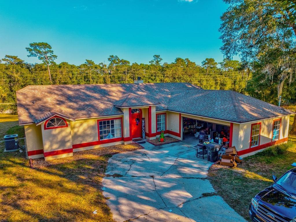 330 Bonnie Ln., Orange City, FL 32763