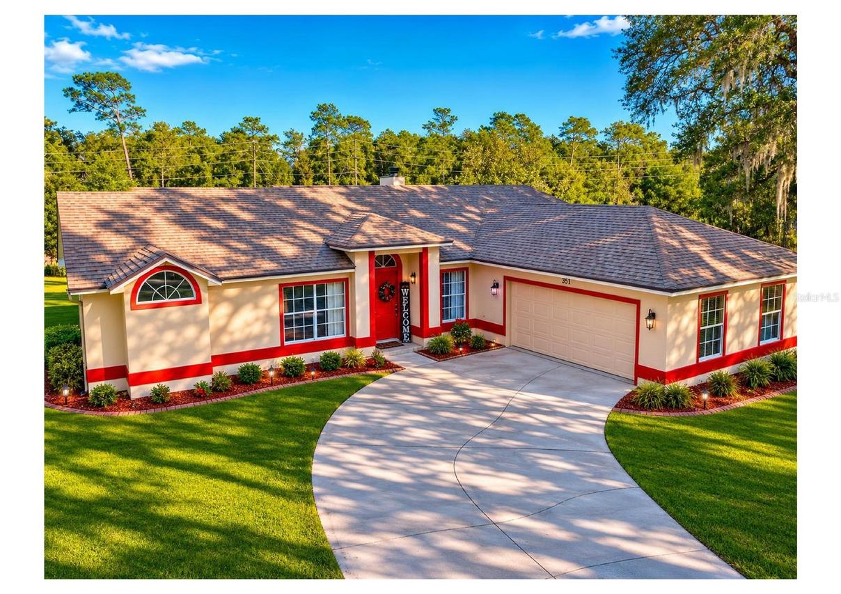 330 Bonnie Ln., Orange City, FL 32763