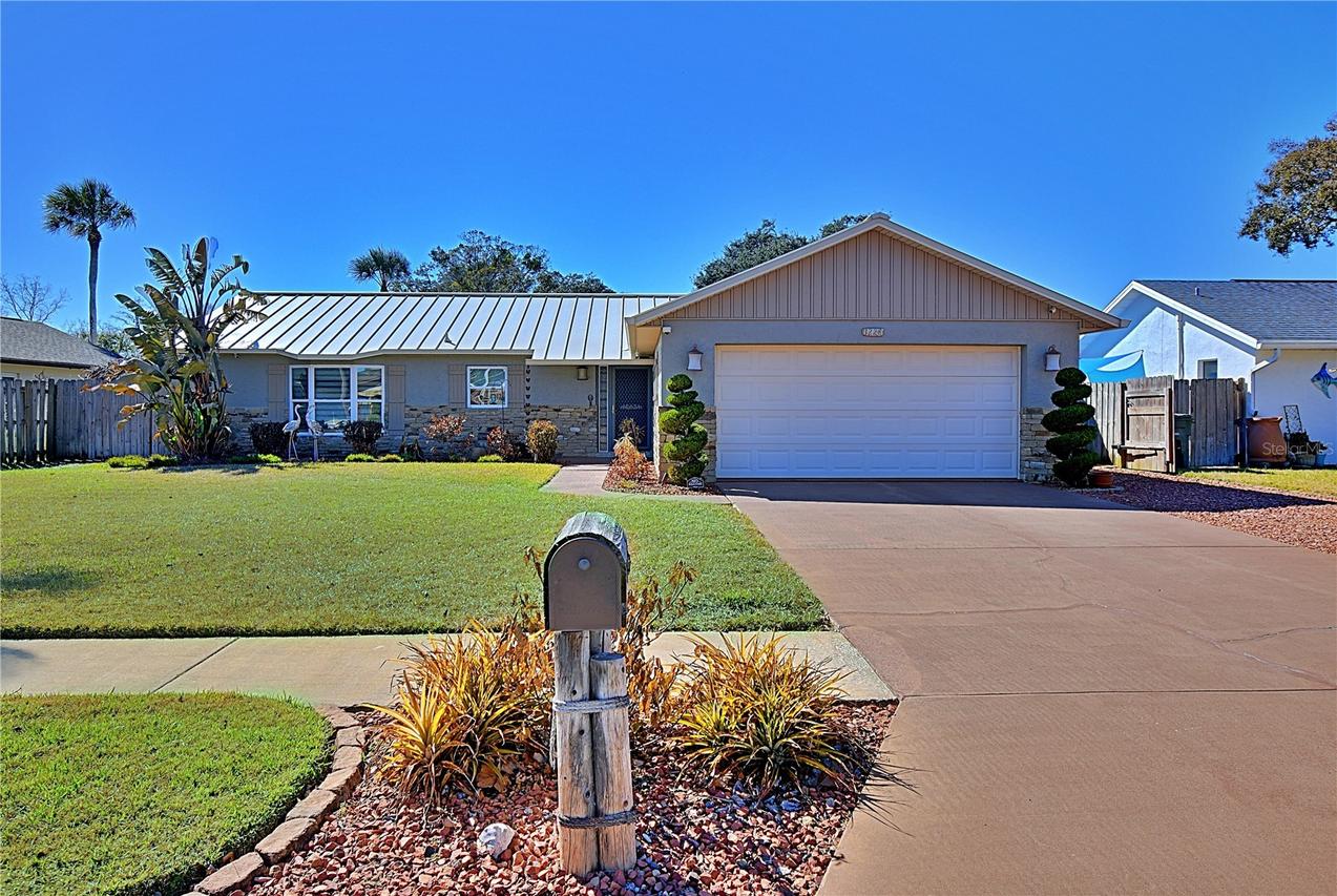 1228 Mardrake Rd., Daytona Beach, FL 32114