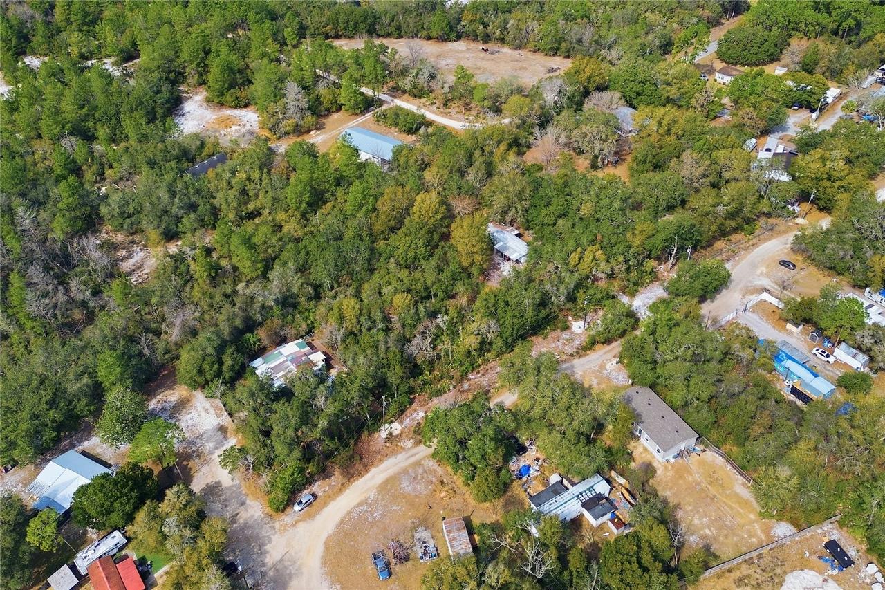 Lois St., Eustis, FL 32736