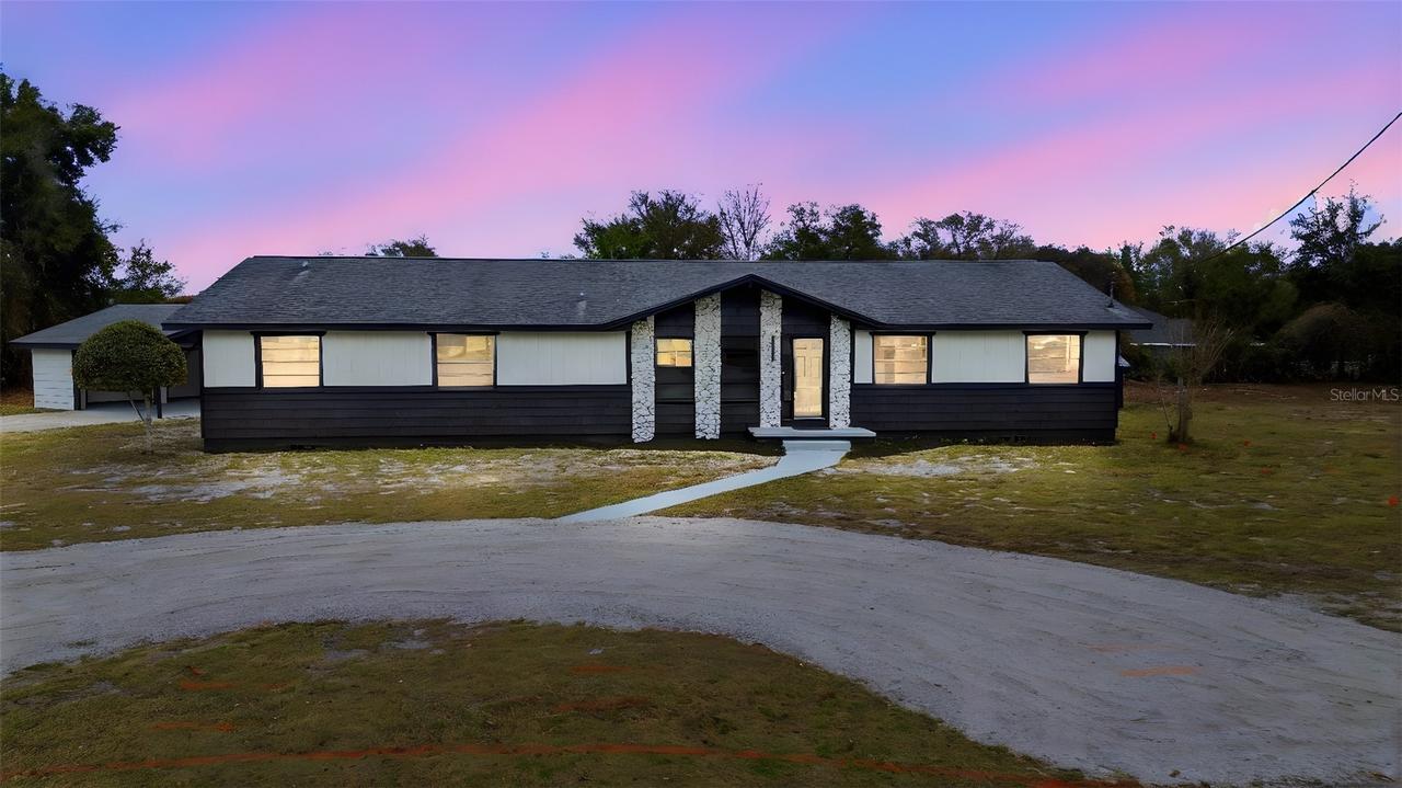 2713 Call Ave., Orange City, FL 32763