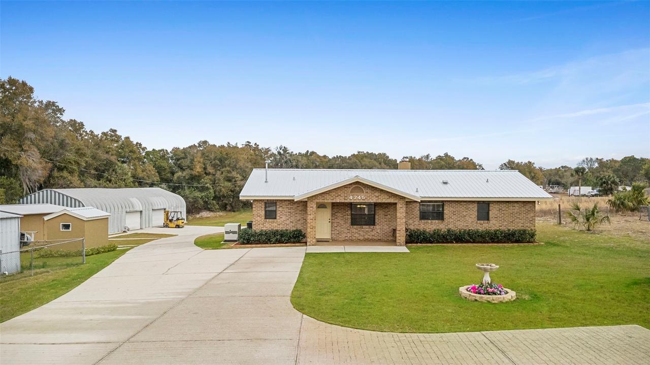 4745 Grand Ave., De Leon Springs, FL 32130