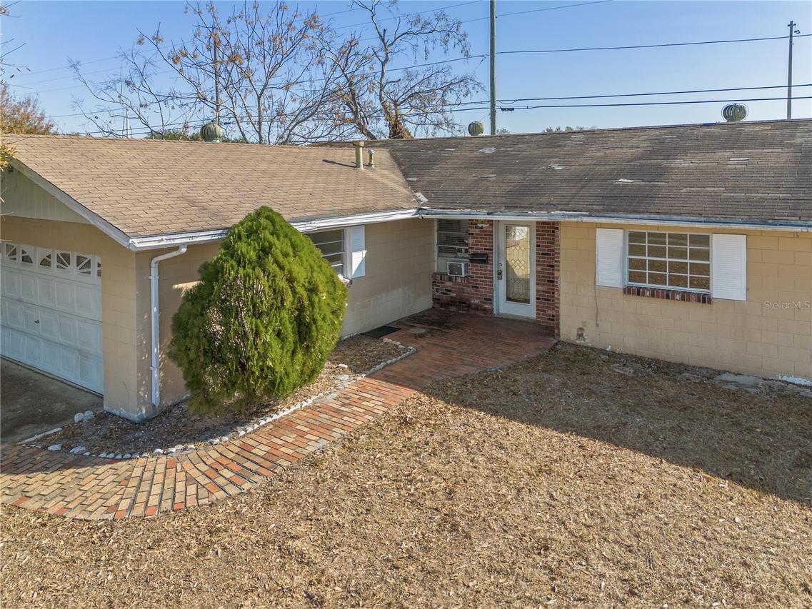 937 Barbados Ave., Orlando, FL 32825