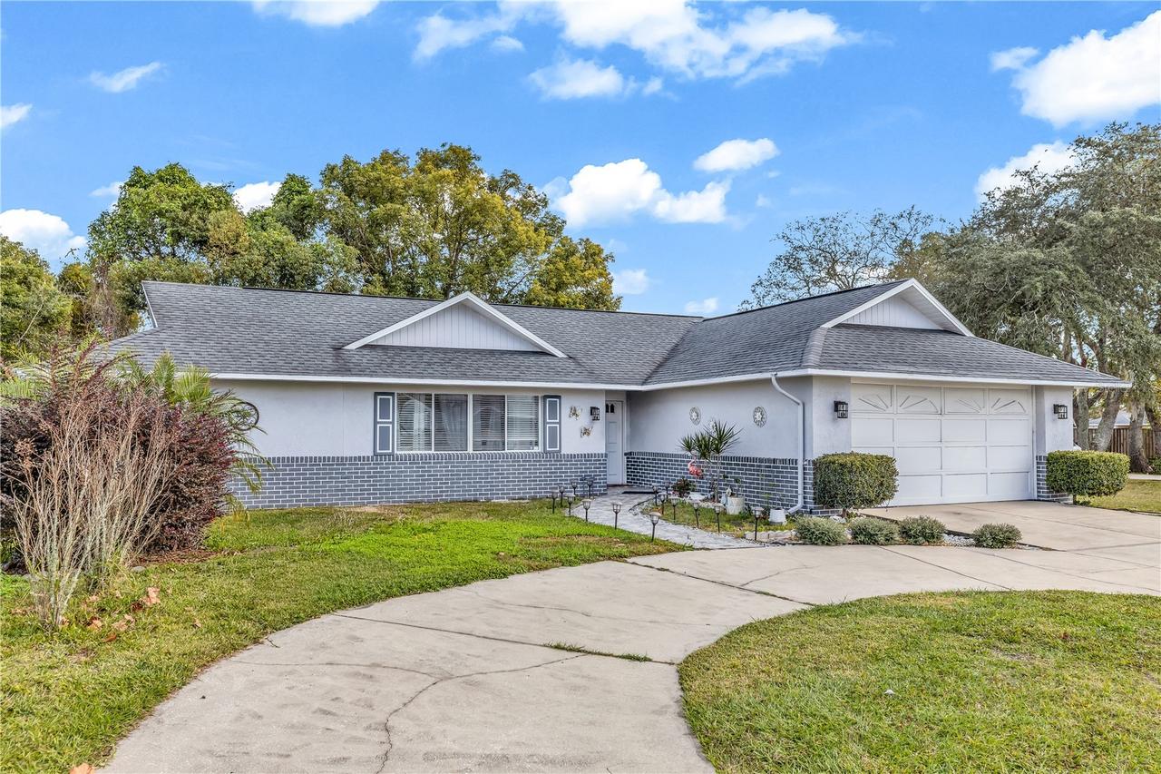 1390 San Carlos Ave., Deltona, FL 32738