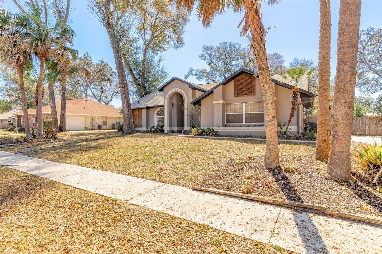 452 W Holly Dr., Orange City, FL 32763