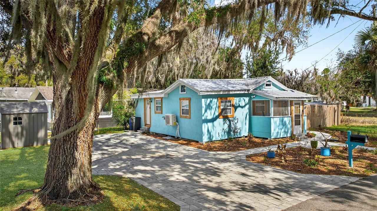 607 Jefferson St., New Smyrna Beach, FL 32168