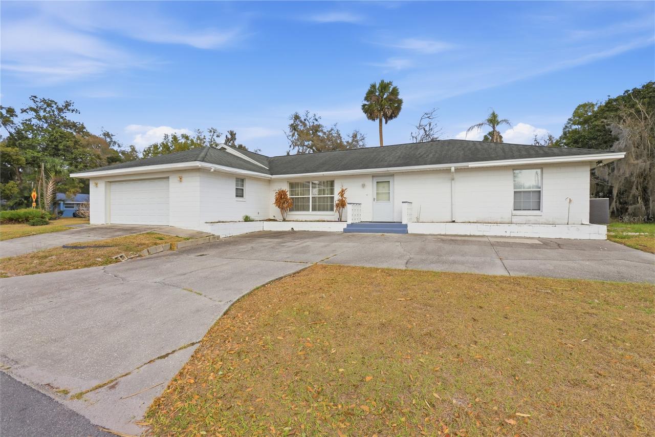 650 E Voorhis Ave., Deland, FL 32724