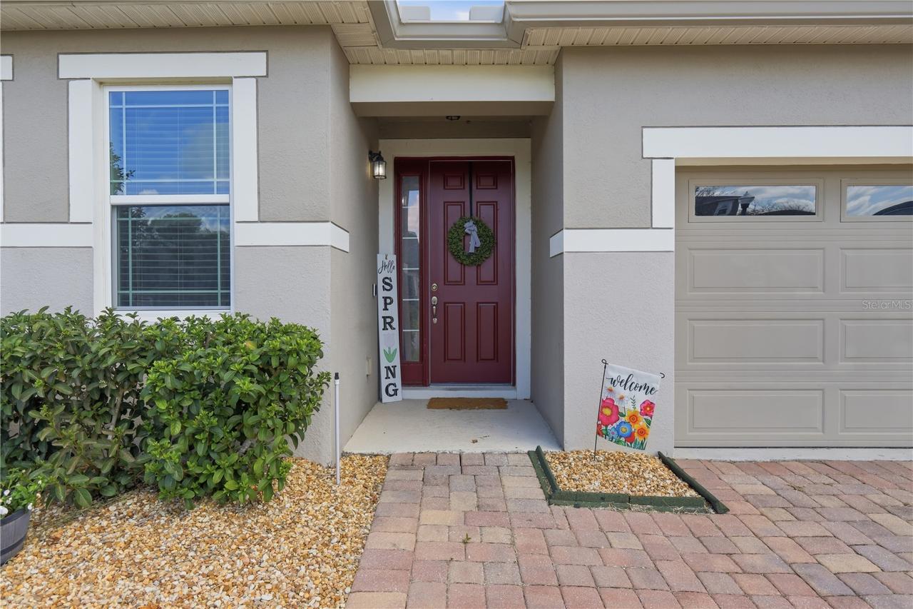 2337 Oxmoor Dr., Deland, FL 32724