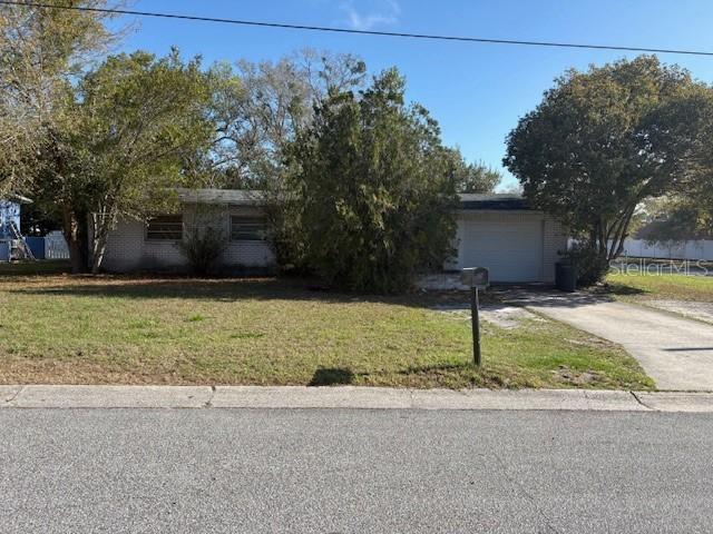 8 Flamevine Ln., Debary, FL 32713