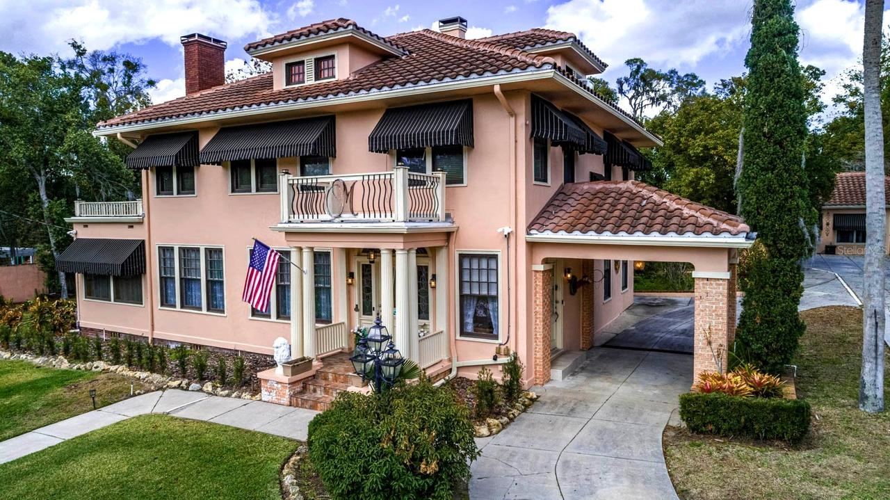 347 E 3rd Ave., Mount Dora, FL 32757