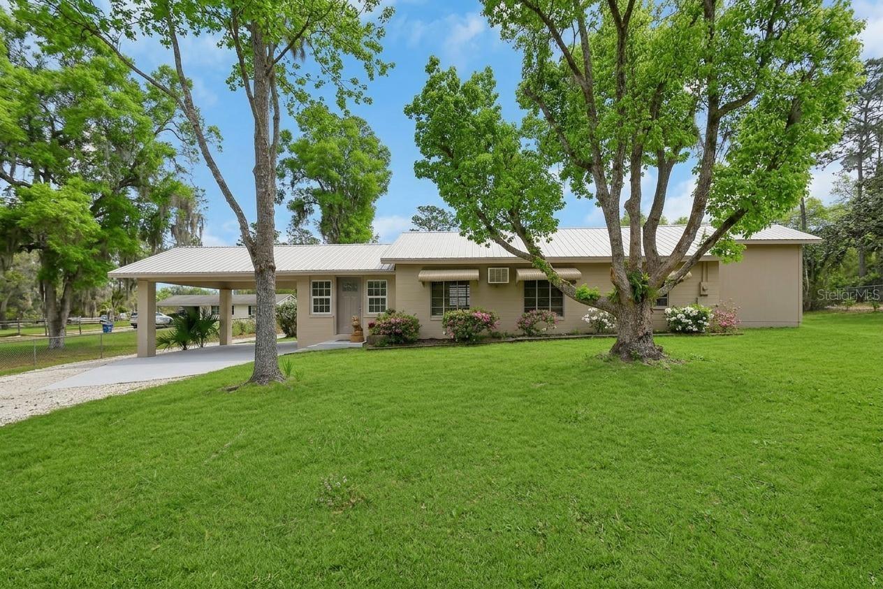 4611 Grand Ave., De Leon Springs, FL 32130