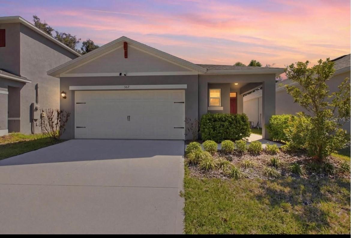387 Pelham Park Dr., Deland, FL 32720