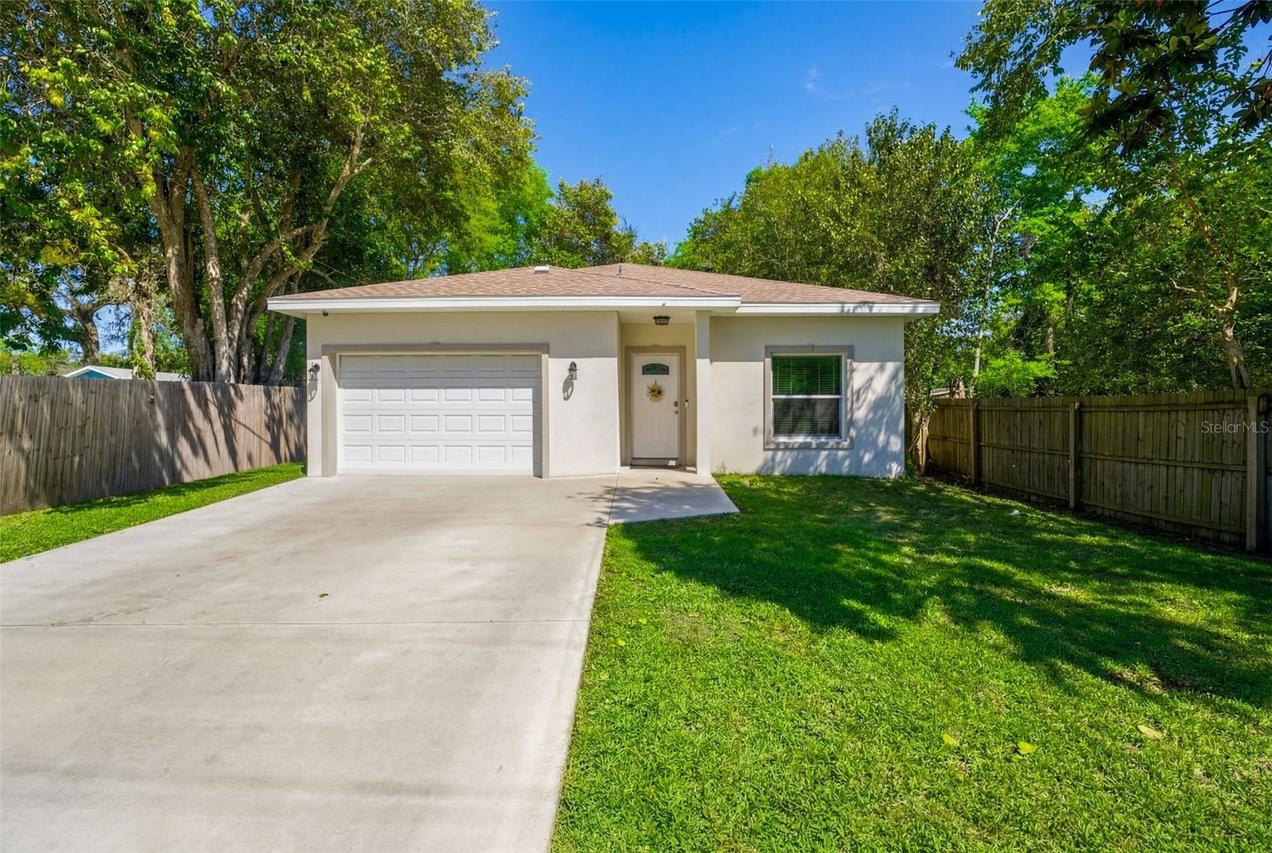 637 Holmes Ave., Daytona Beach, FL 32114
