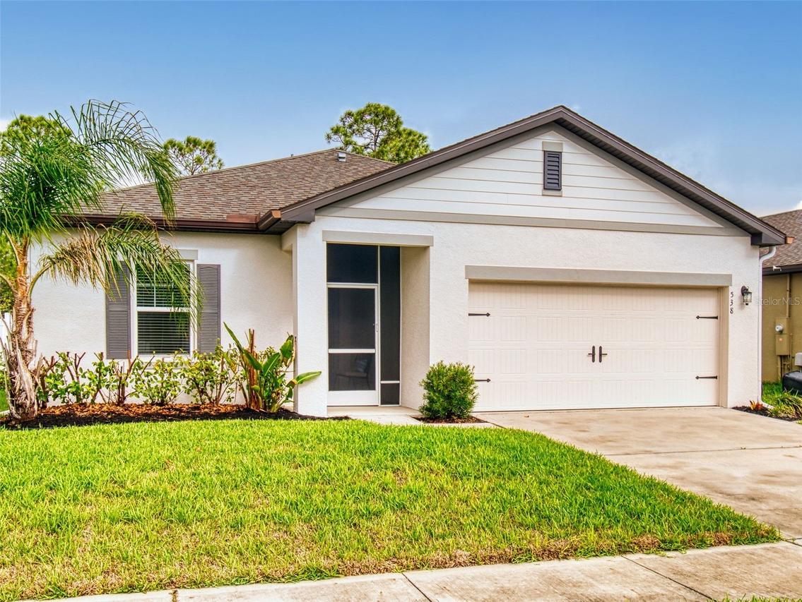 538 Stowers Dr., New Smyrna Beach, FL 32168