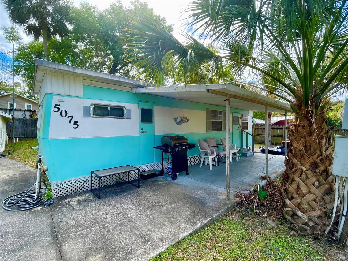 5075 Central Ave., De Leon Springs, FL 32130