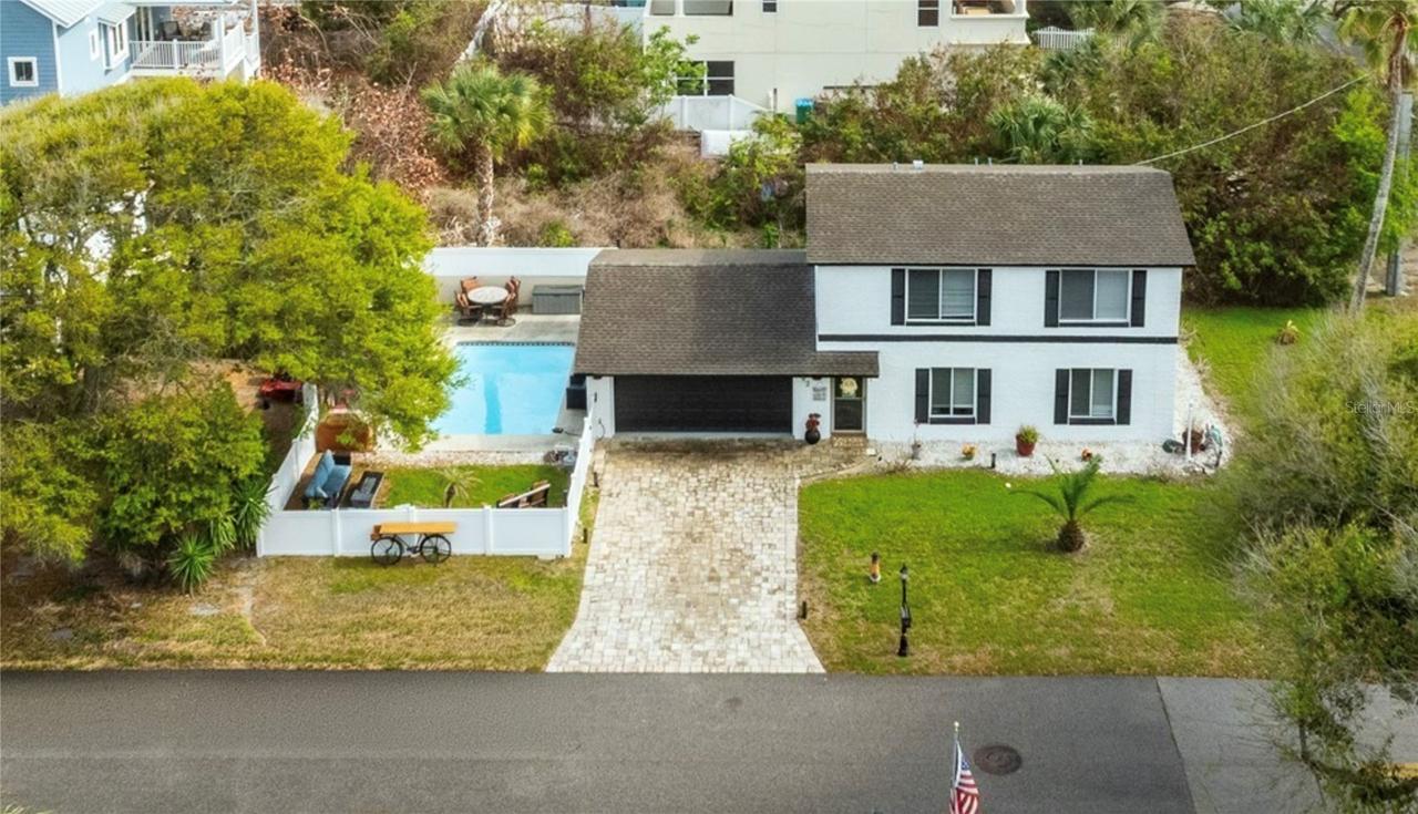 92 Alberta Ave., Ponce Inlet, FL 32127