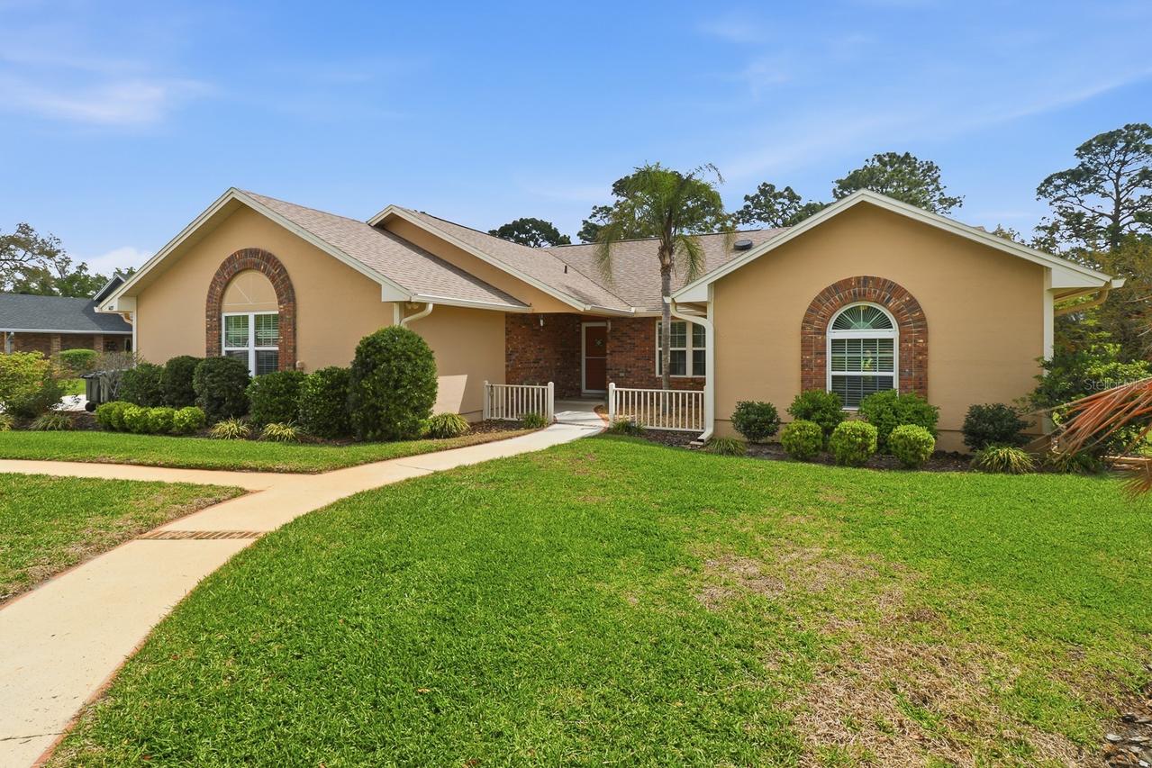 407 Glen Abbey Ln., Debary, FL 32713