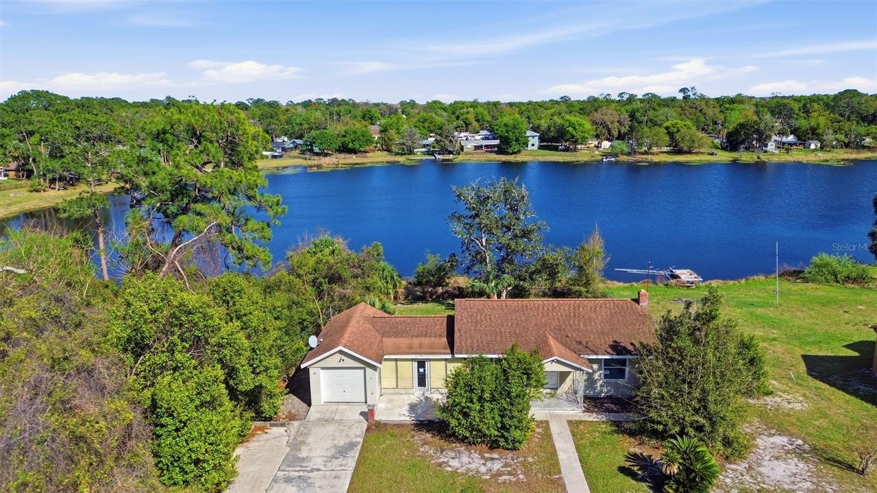 19 Naranja Rd., Debary, FL 32713