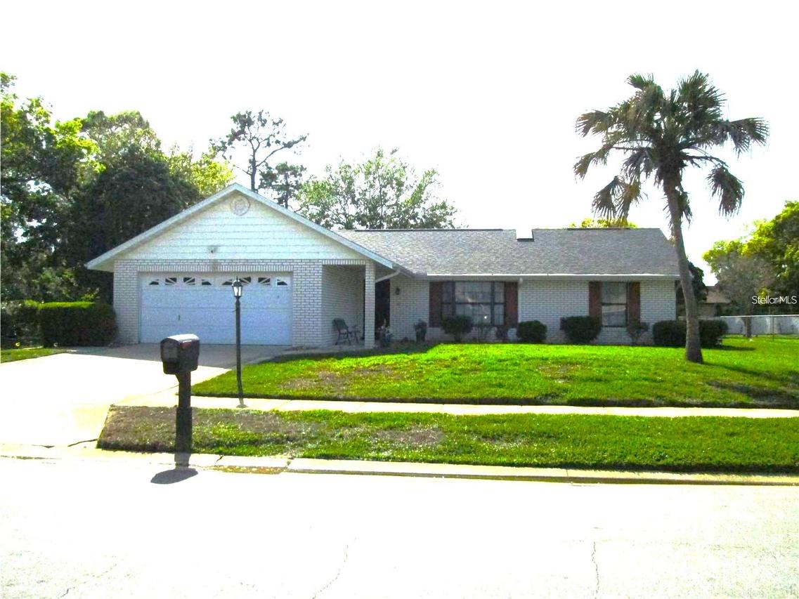 155 Village Ln., Daytona Beach, FL 32119