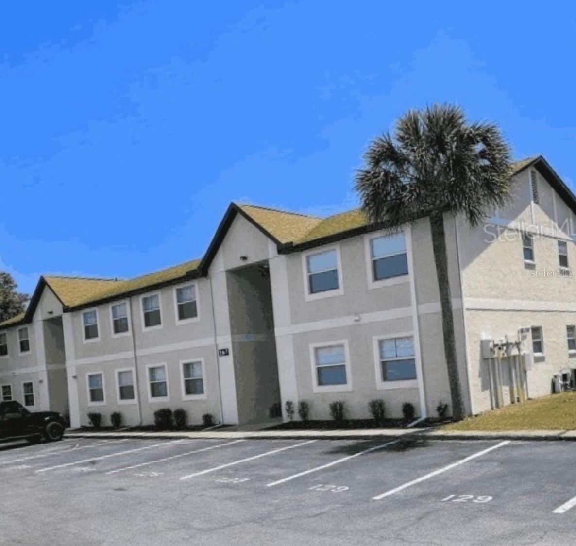 416 Banana Cay Dr. #D, South Daytona, FL 32119