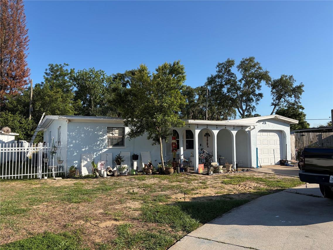 1405 Jackson Ave., Daytona Beach, FL 32117