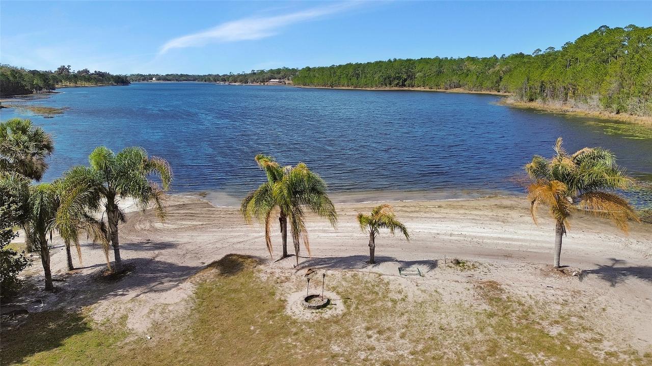 1403 Blackwelder Rd., De Leon Springs, FL 32130