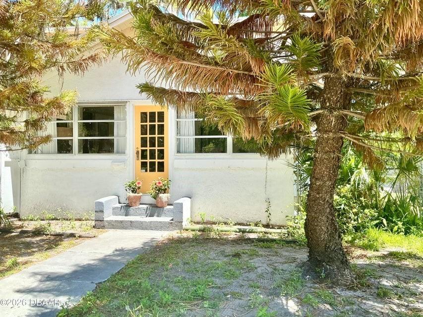 711 S Palmetto Ave., Daytona Beach, FL 32114