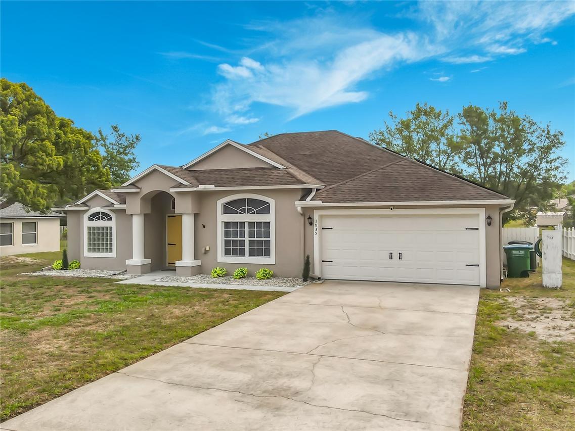 1935 E Anchor Dr., Deltona, FL 32725