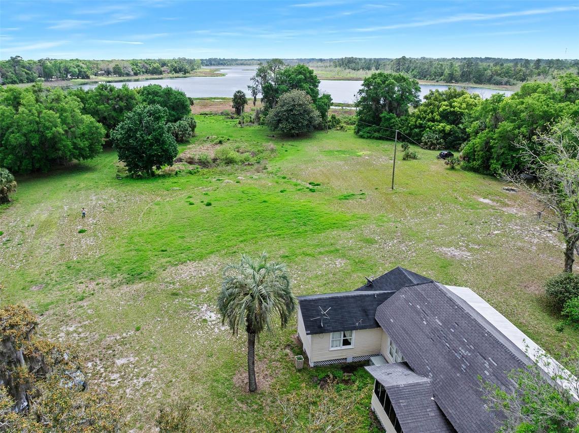 141 N Pine St., Pierson, FL 32180