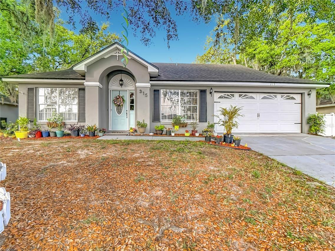 315 Pine Lake View Dr., Davenport, FL 33837