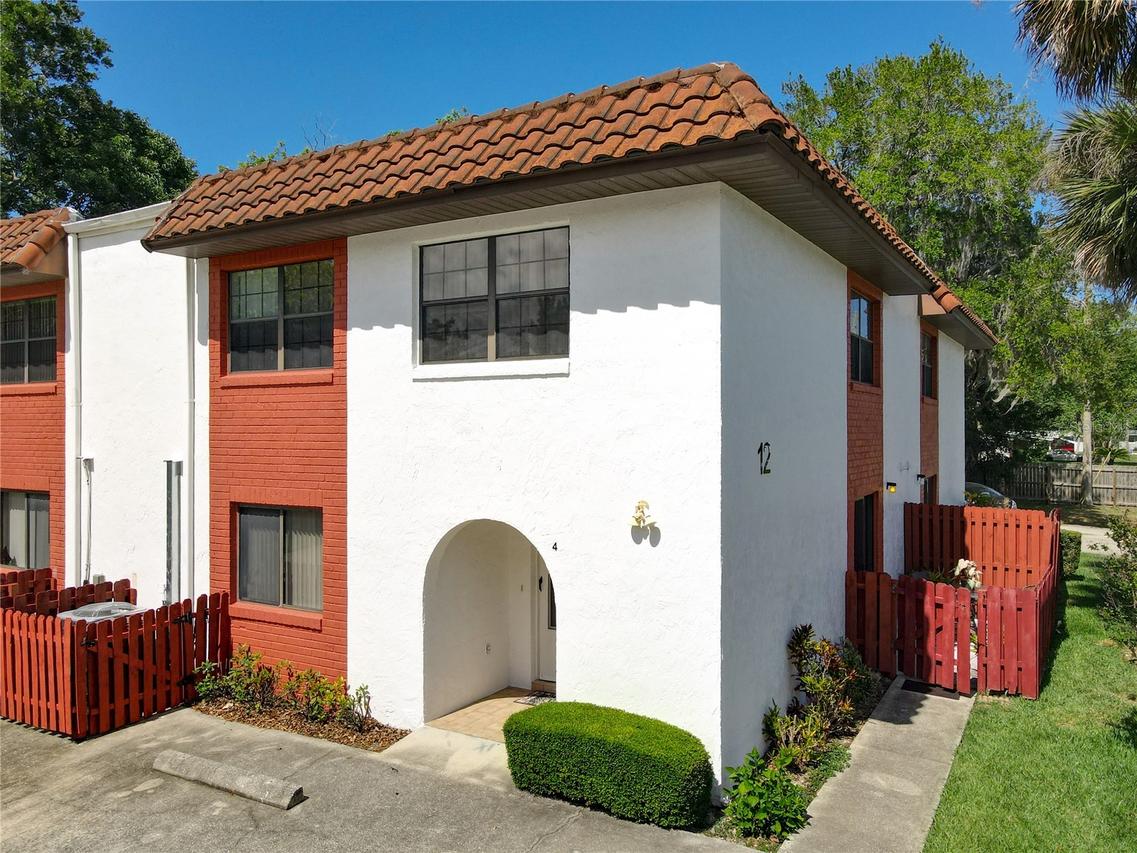 910 Big Tree Rd. #12-4, South Daytona, FL 32119