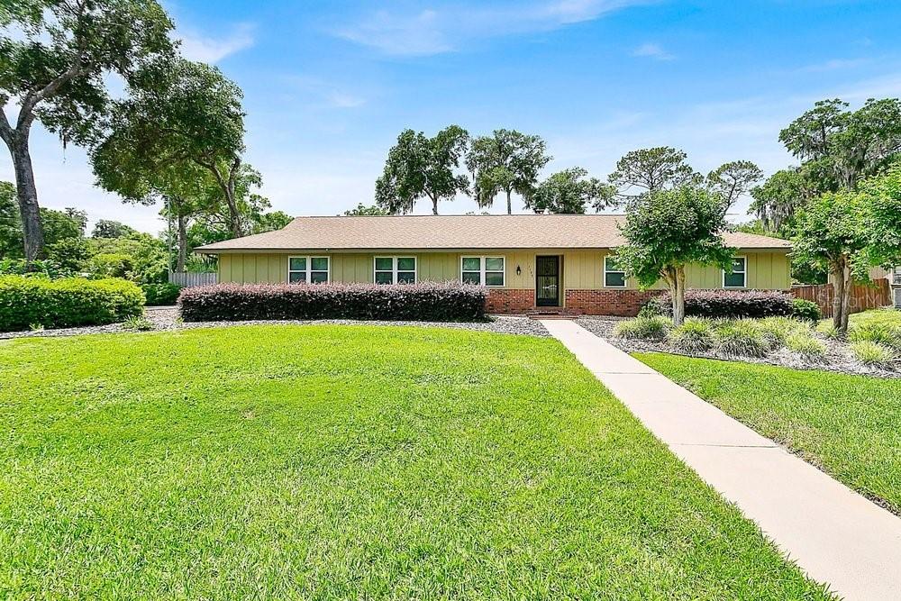 1195 Heidi Ct., Deland, FL 32720