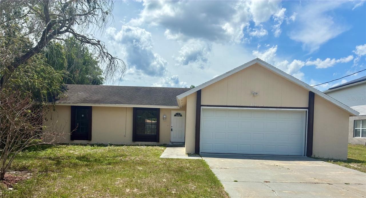 350 Alexander Ave., Deltona, FL 32725