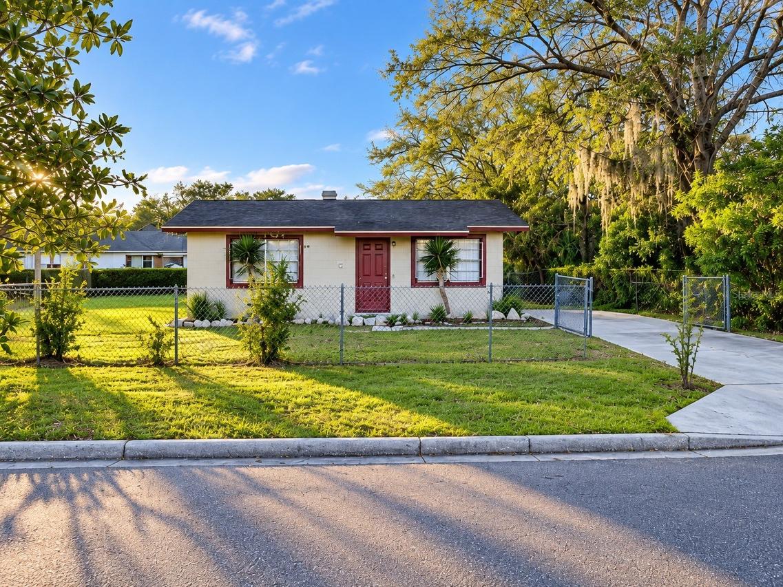 1112/1114 S Bay Ave., Sanford, FL 32771