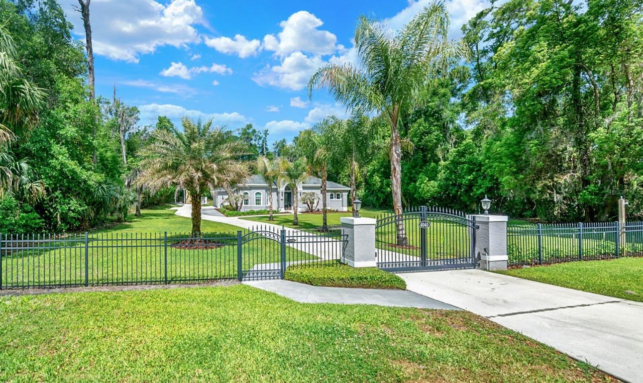 4040 Grand Ave., Deland, FL 32720