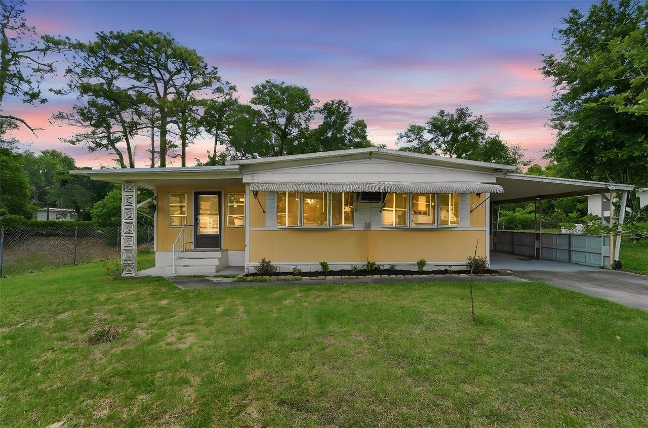4128 Woodland Cir., Deland, FL 32724