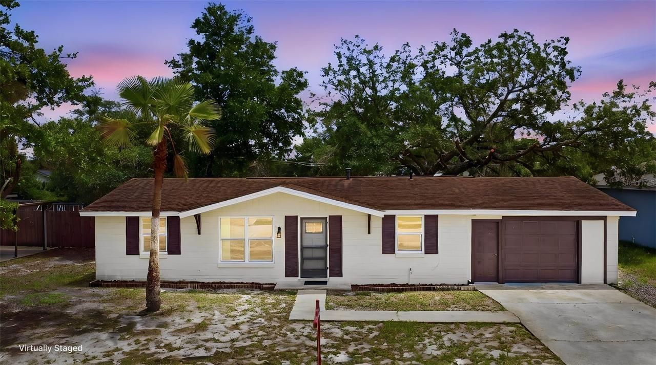 2281 Conway Dr., Deltona, FL 32738