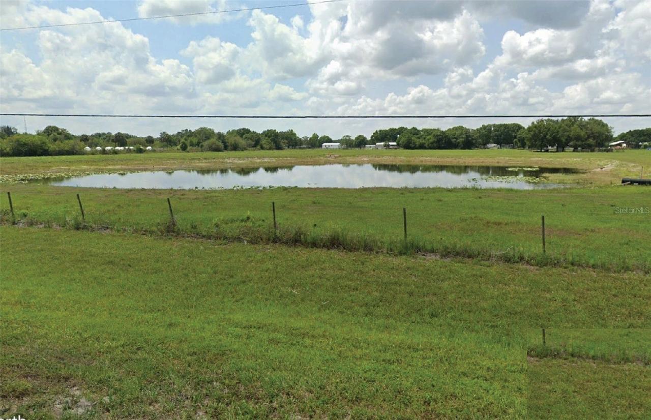350 S Canoe Creek Rd., Kenansville, FL 34739